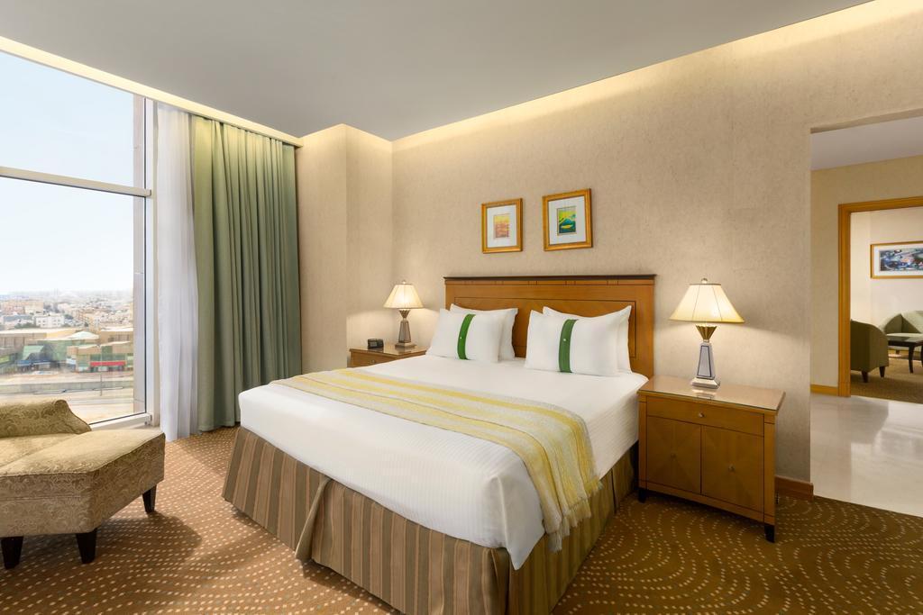Eastyard Khobar Hotel - Formerly Ramada By Wyndham Khobar Екстериор снимка