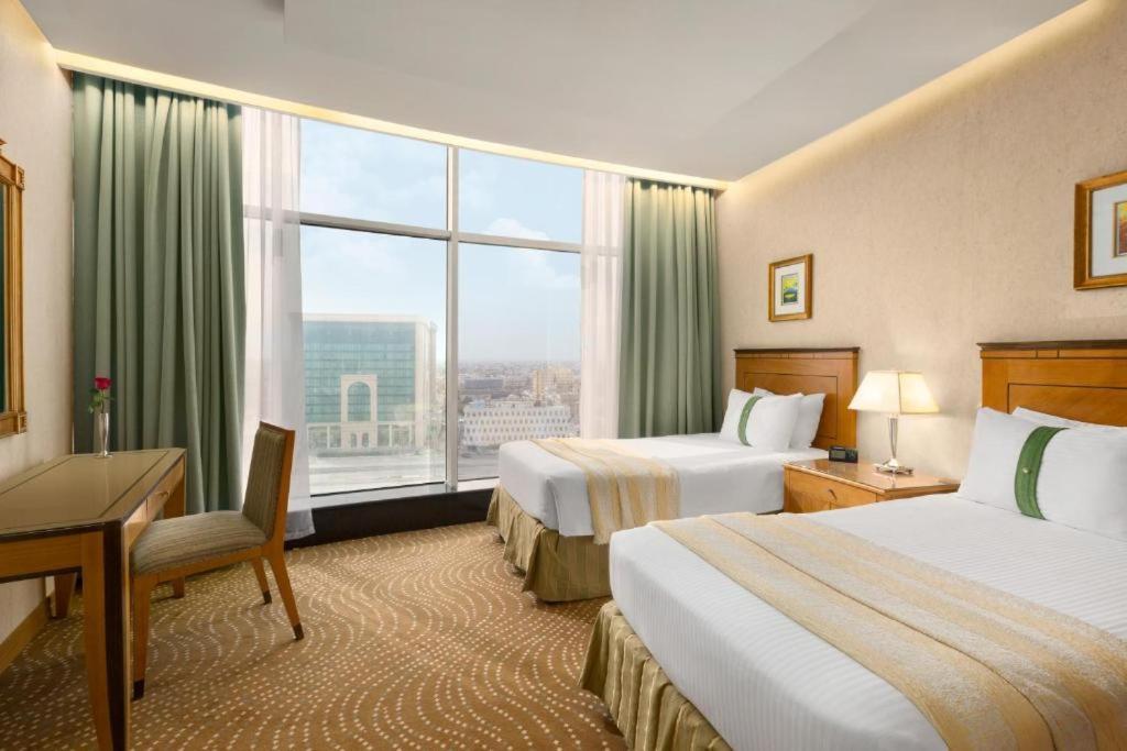Eastyard Khobar Hotel - Formerly Ramada By Wyndham Khobar Екстериор снимка