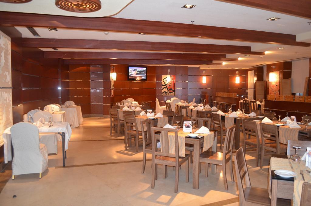 Eastyard Khobar Hotel - Formerly Ramada By Wyndham Khobar Екстериор снимка