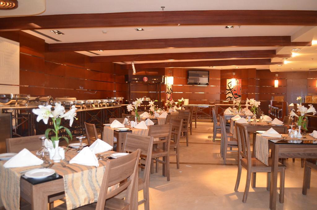 Eastyard Khobar Hotel - Formerly Ramada By Wyndham Khobar Екстериор снимка