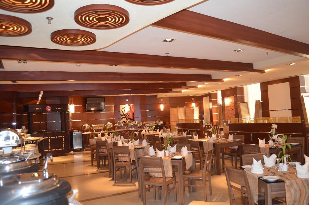 Eastyard Khobar Hotel - Formerly Ramada By Wyndham Khobar Екстериор снимка