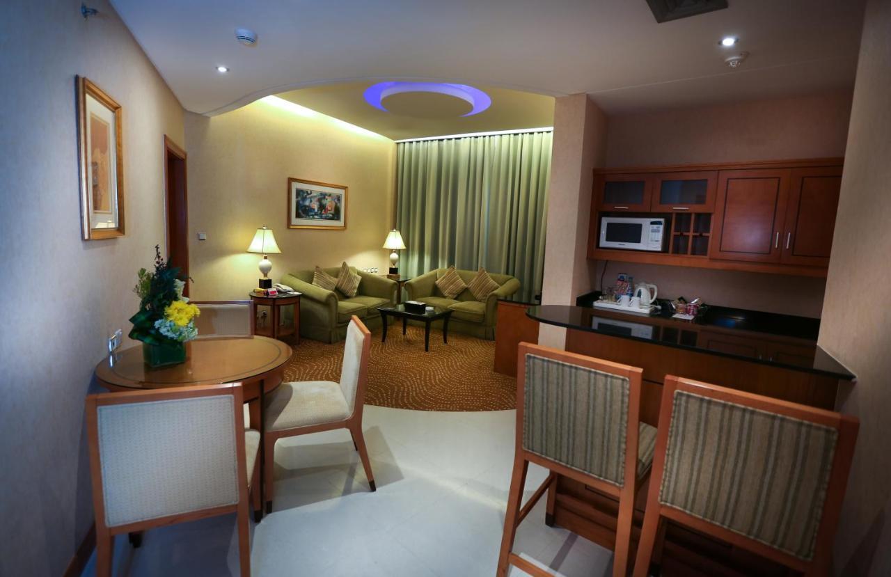 Eastyard Khobar Hotel - Formerly Ramada By Wyndham Khobar Екстериор снимка